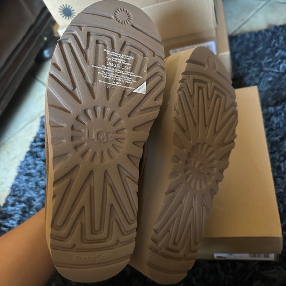 AUTHENTIC UGG CLASSIC ULTRA MINI PLATFORM IN COLOR CHESTNUT - Picture 5 of 9